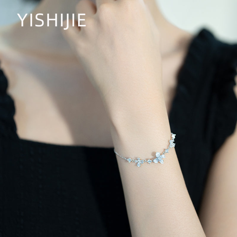 Light blue dream flower bracelet