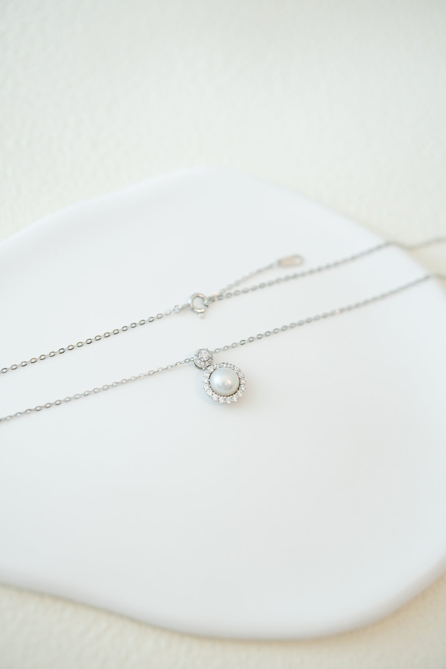 natural freshwater pearl necklace